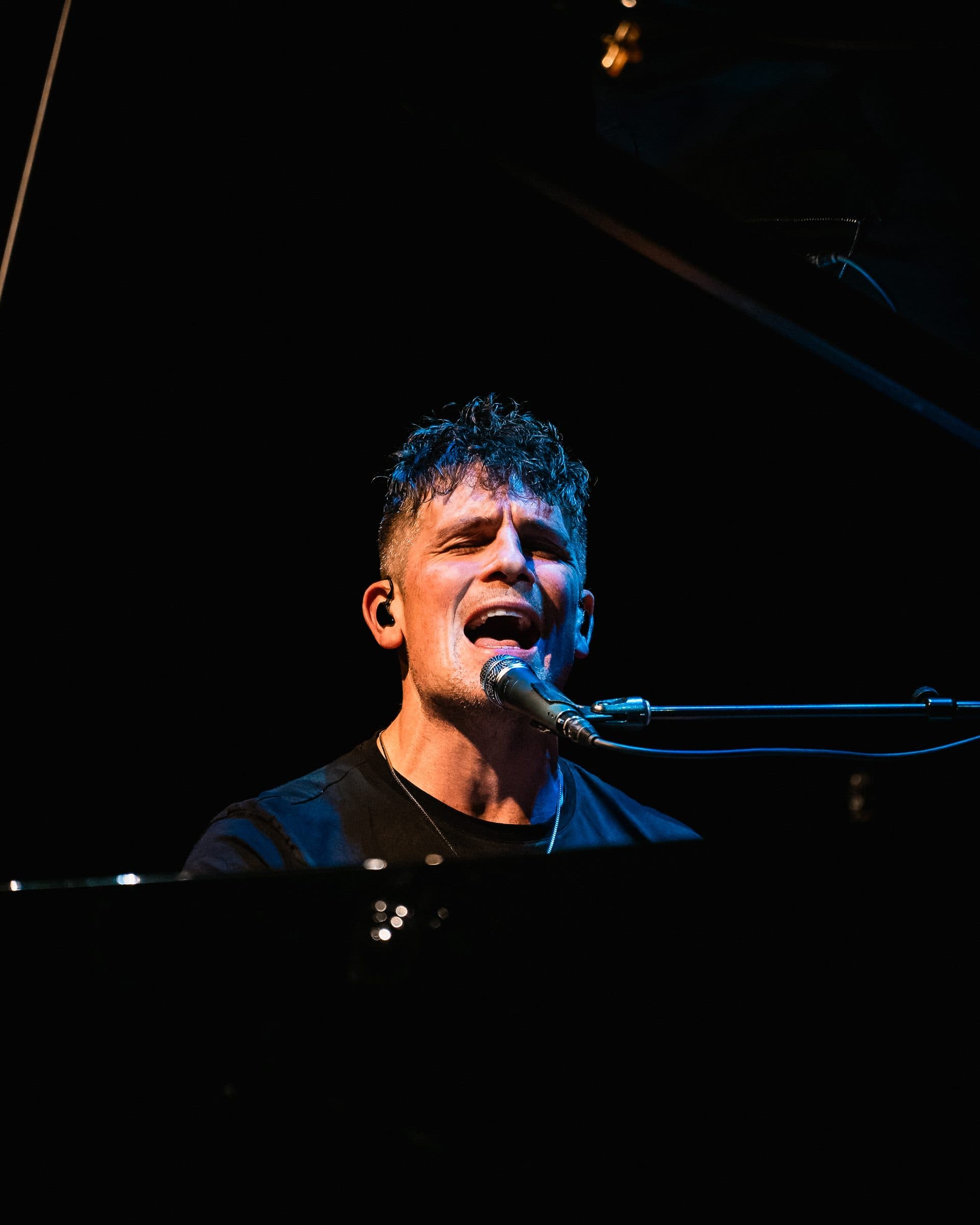 Michael Paynter, live, frame 8